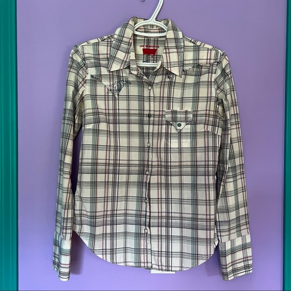 Levi’s Button Down Embroidered Shirt - Picture 2 of 8